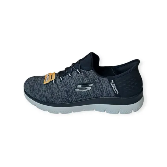 Skechers Women's Slip-ins Black/White Sneakers Heel Pillow Size:10.5 Wide NIB