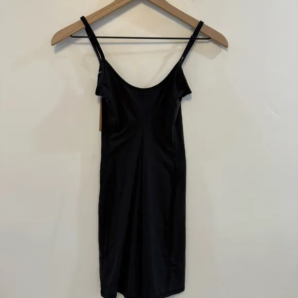 SKIMS fits everybody black slip dress NWT