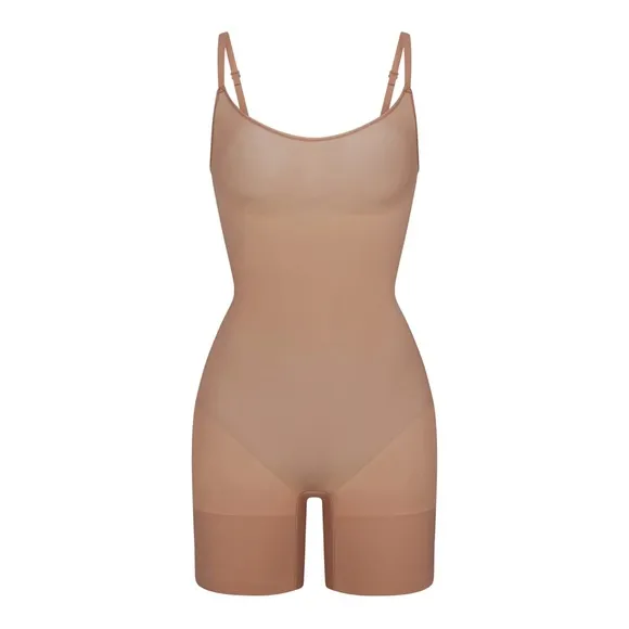 SKIMS NWT Everyday Sculpt Mid Thigh Bodysuit in Sienna