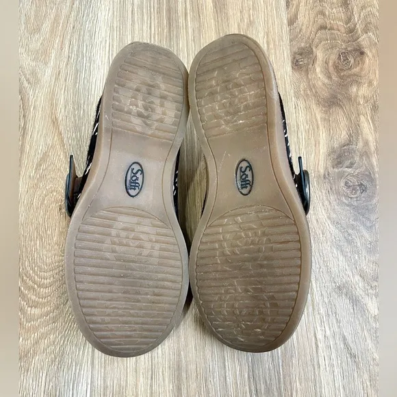 Sofft Billie Clog Cow Hide Siz e  8.5 LNC