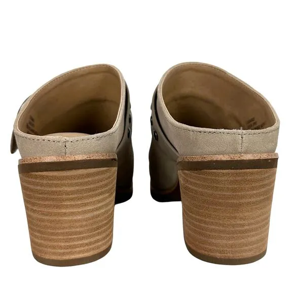 Sofft Corey Belted Clog in Cashmere Suede, Size 6
