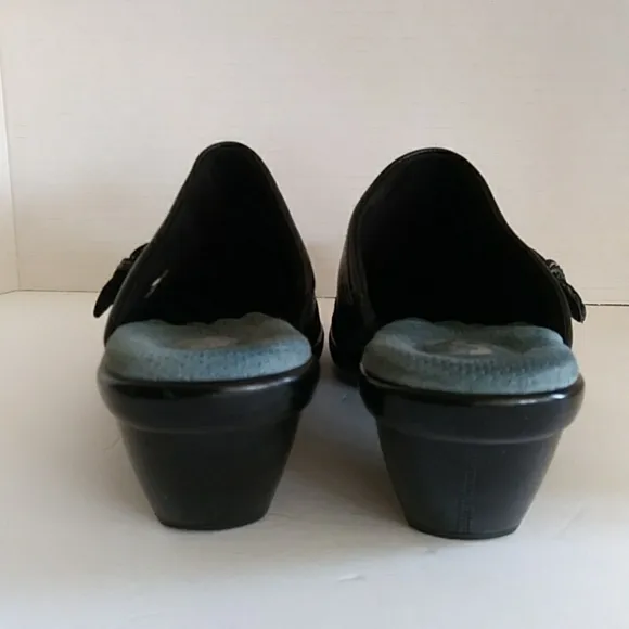Soft Walk Leather Slip On Block Heel Comfort Mules Clogs 7.5N Black Buckle