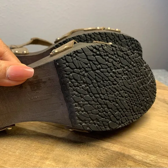 Softclox Gray and Brown Mules with Comfortable Clog Design