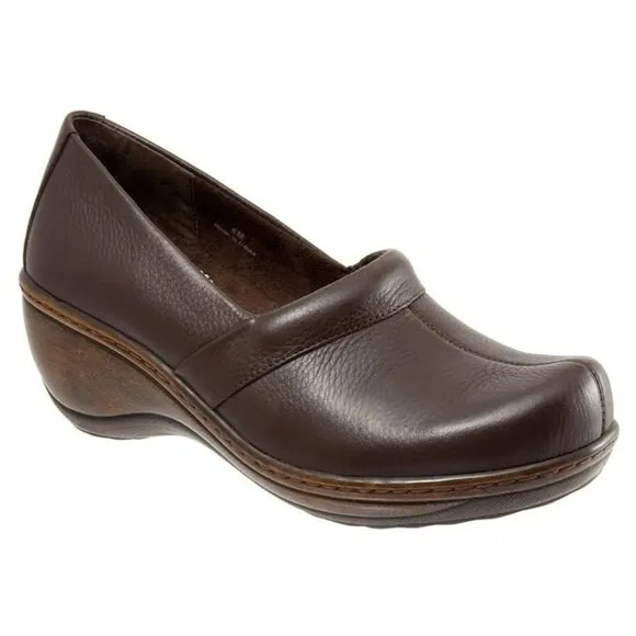 SoftWalk Brown Leather Slip On Melody Platform Non-Skid Work Clog Wedge Mule 6M