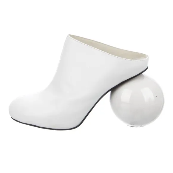 Solace London unique sculptural white slip on mules size 39