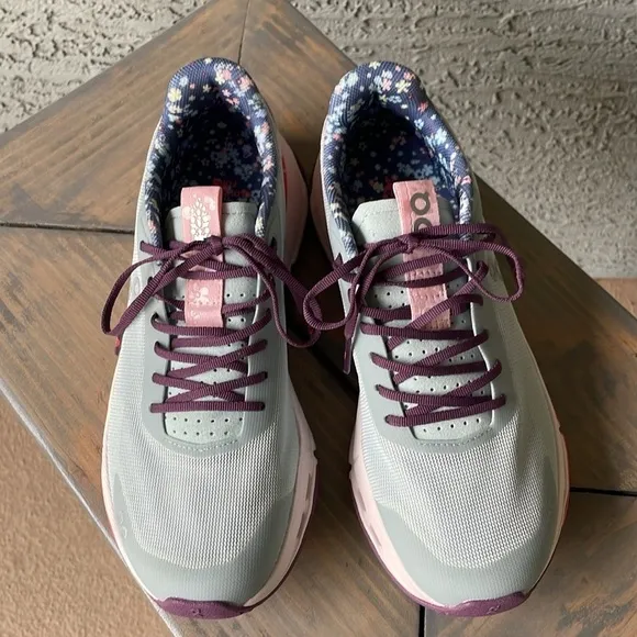 ❌SOLD❌Free People X On Cloudnova Form 2 Running Shoes