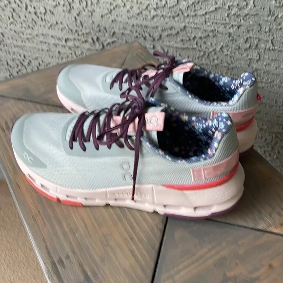 ❌SOLD❌Free People X On Cloudnova Form 2 Running Shoes