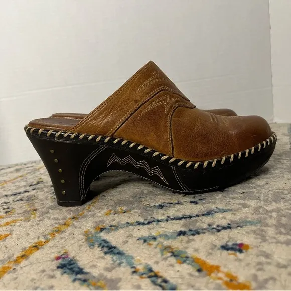 Sonora Women’s Isabella Leather Clogs Brown Size 8 Western mule