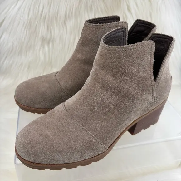 Sorel Taupe Suede Ankle Booties with Low Heel Size 7 Woman