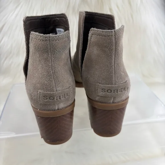 Sorel Taupe Suede Ankle Booties with Low Heel Size 7 Woman