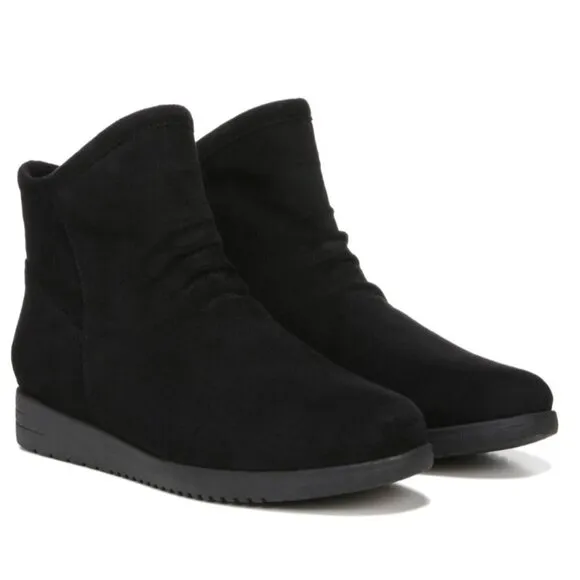SOUL NATURALIZER Indie Womens Zipper Booties In Black (Wide)