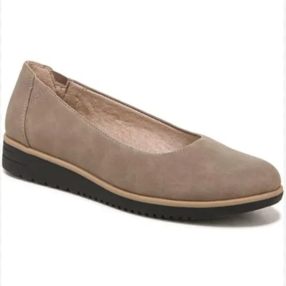 SOUL NATURALIZER Women's Idea Ballet Flat (WIDE)
