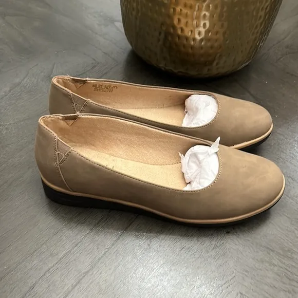 SOUL NATURALIZER Women's Idea Ballet Flat (WIDE)