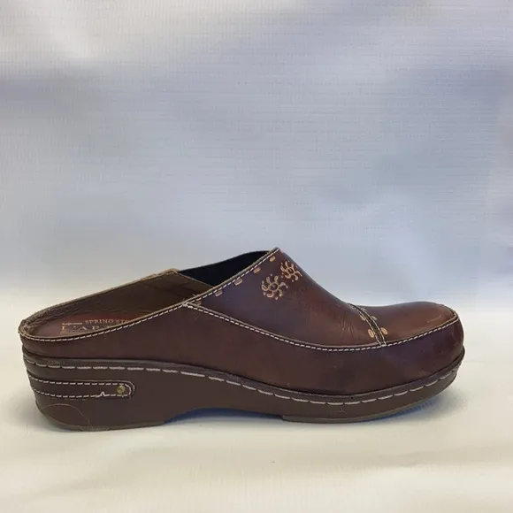 Spring Step L’Artiste brown hand painted clog Chino Clog mule open back comfort