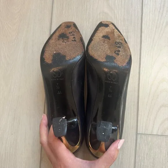 St. John vintage leather dark blue black pointed toe heels pumps US 7.5 AA
