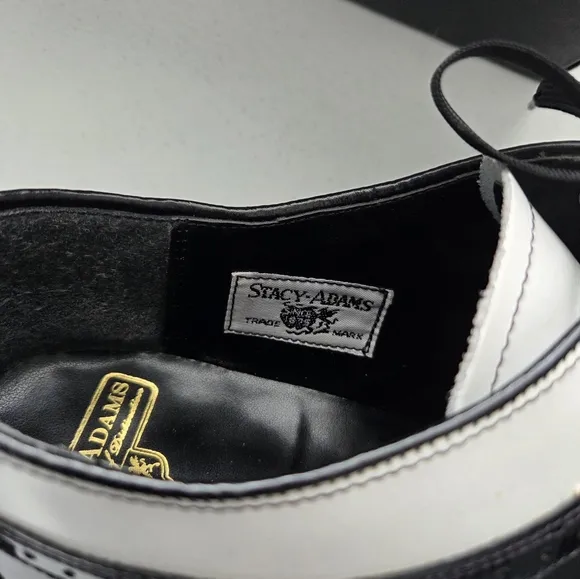 Stacy Adams Dayton Black/ White Wingtip Dressy Leather Oxfords 9D