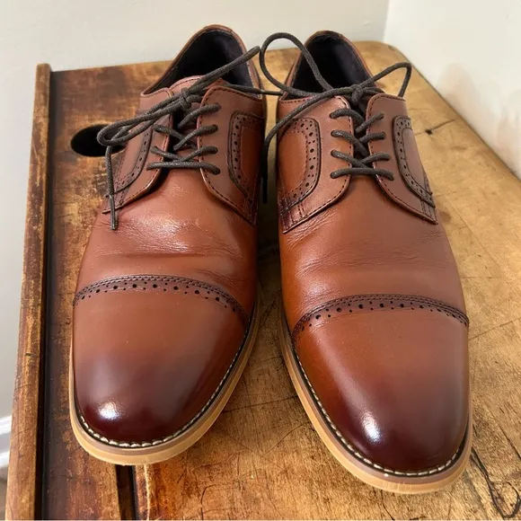 Stacy Adams Men's sz 8 Leather Cap Toe Oxfords cognac, EUC see pix for blemishes