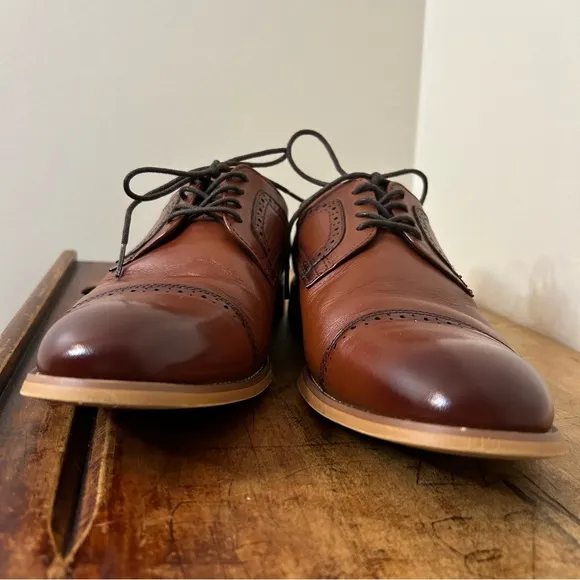 Stacy Adams Men's sz 8 Leather Cap Toe Oxfords cognac, EUC see pix for blemishes