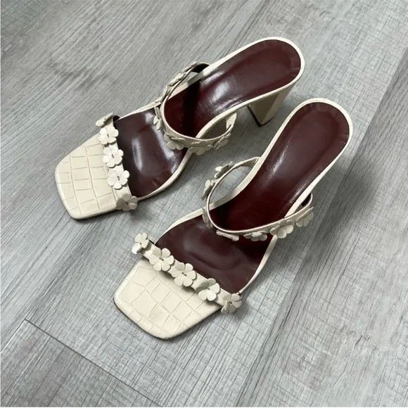 STAUD Frankie Daisy-Embellished Croc-Effect Mules Cream WhiteSize 39