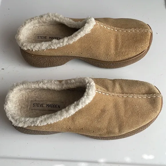 Steve Madden clogs