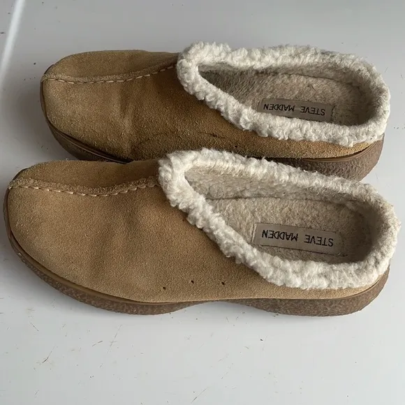 Steve Madden clogs