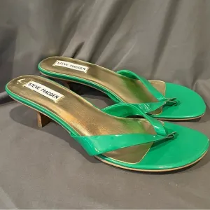Steve Madden kitten heel Kelly green sandals heels