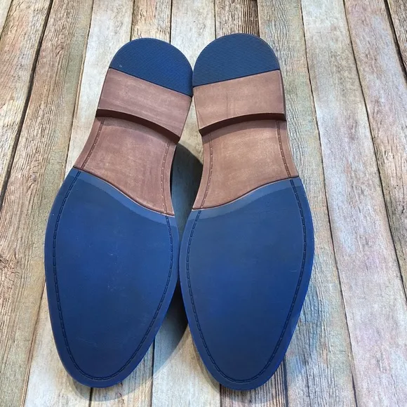 STEVE MADDEN Leather Oxfords