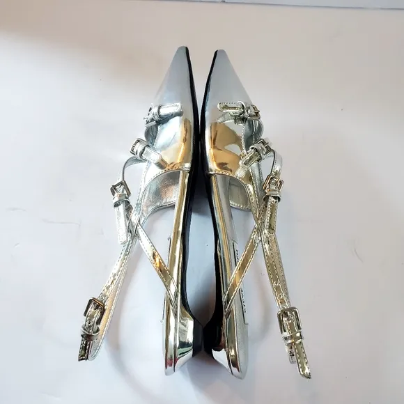 Steve Madden Silver Slingback Kitten Heels Size 6
