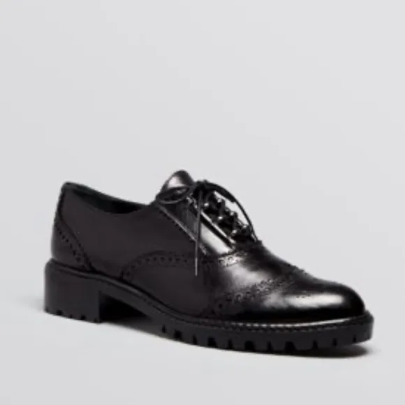 STUART WEITZMAN | Black Leather Laddie Oxford Shoes Lace Up Size 8 EUC!!!