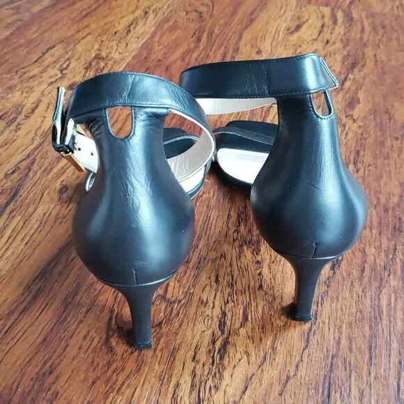 Stuart Weitzman Black Leather Strap Gold Buckle 2.5 in Kitten Heels Size 9
