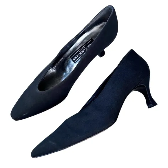 Stuart Weitzman Black Suede Pointed Toe Kitten Heel Pumps Size 9AA