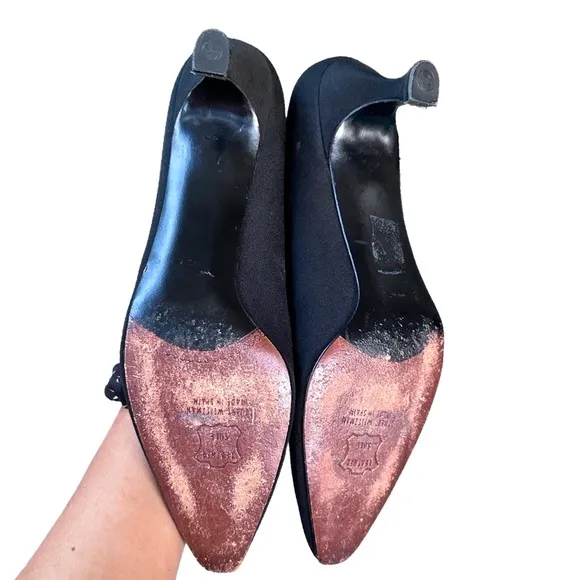Stuart Weitzman Black Suede Pointed Toe Kitten Heel Pumps Size 9AA