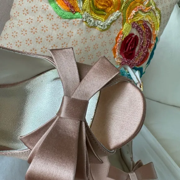 Stuart Weitzman Bow Rose Gold Special Occassion Slingback Heels🇪🇸made in Spain🇪🇸