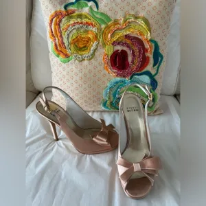 Stuart Weitzman Bow Rose Gold Special Occassion Slingback Heels🇪🇸made in Spain🇪🇸
