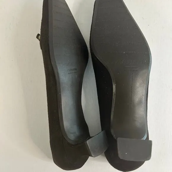 Stuart Weitzman brown perforated suede Linksperi kitten heels with gold size 6M