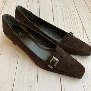Stuart Weitzman Brown Suede Kitten Heels Sz 10N