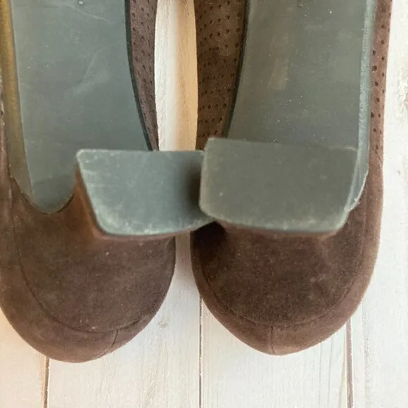 Stuart Weitzman Brown Suede Kitten Heels Sz 10N