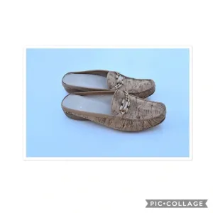 Stuart Weitzman flat mules