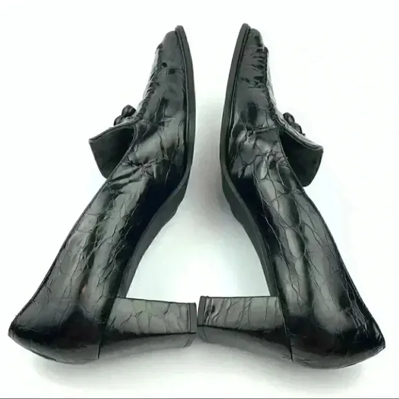 Stuart Weitzman heel 7 AA black leather square toe