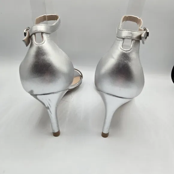 STUART WEITZMAN Leather Kitten Heels Metallic Silver EU 36.5