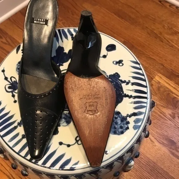 Stuart Weitzman Leather Pointed Mules sz 8.5