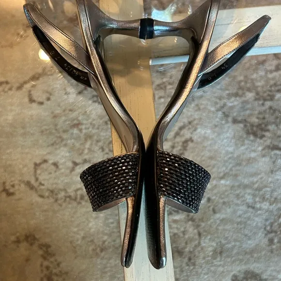 Stuart Weitzman Navy Beaded Slingback Heels~Size 7