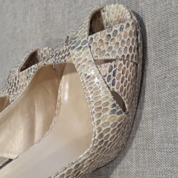 Stuart Weitzman open toe slingback platform heels shoe size 9m