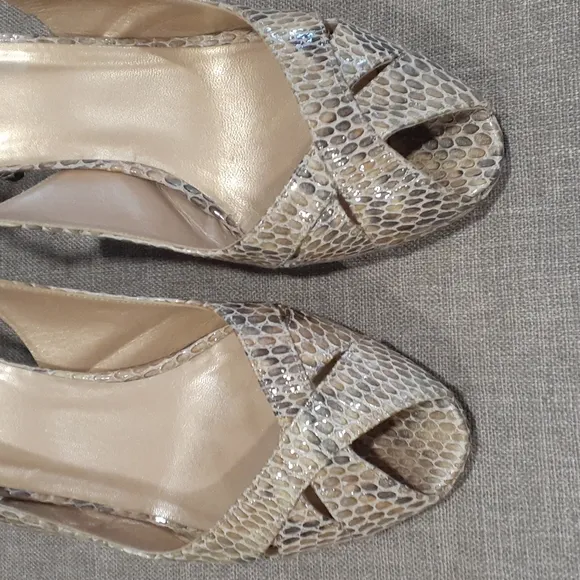 Stuart Weitzman open toe slingback platform heels shoe size 9m
