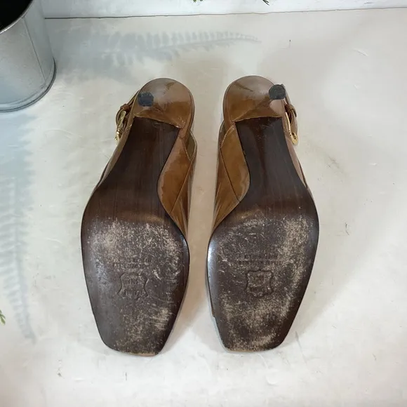 STUART WEITZMAN PATENT LEATHER SIDEBAR COSMOS SQUARE TOE SLINGBACK HEELS SZ 7.5