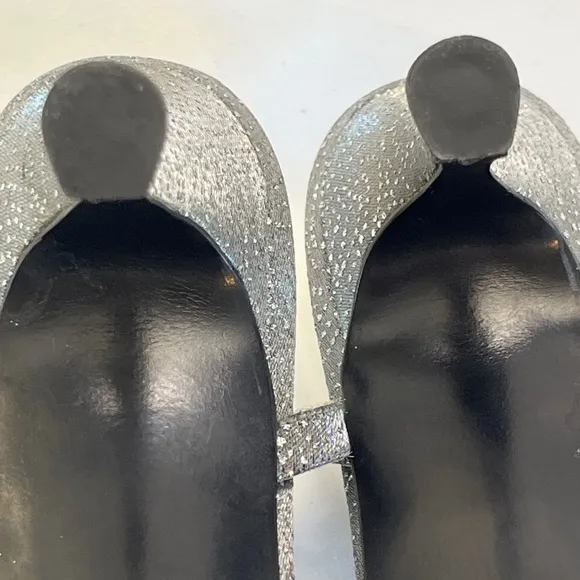 Stuart Weitzman Silver Glitter Slingback Heels Womens Size 9 GUC