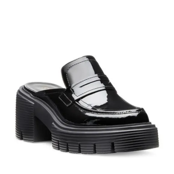 Stuart Weitzman Soho Patent Leathet Penny Loafer Mules. Size 10. Color B…