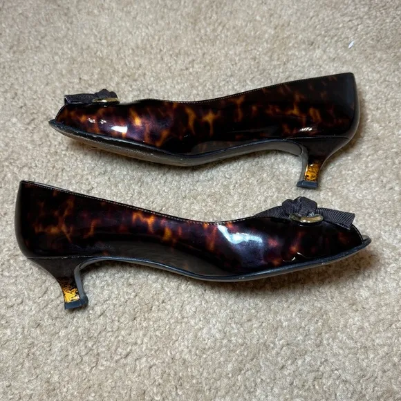 Stuart Weitzman Tortoise Peep Toe Kitten Heels