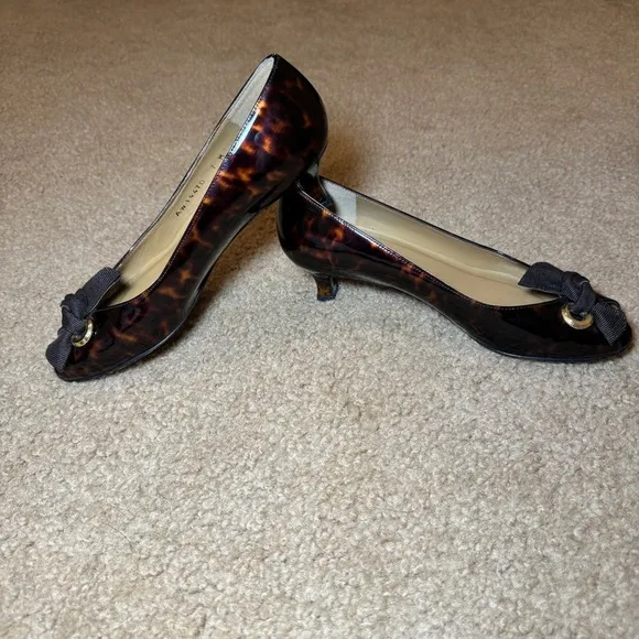 Stuart Weitzman Tortoise Peep Toe Kitten Heels