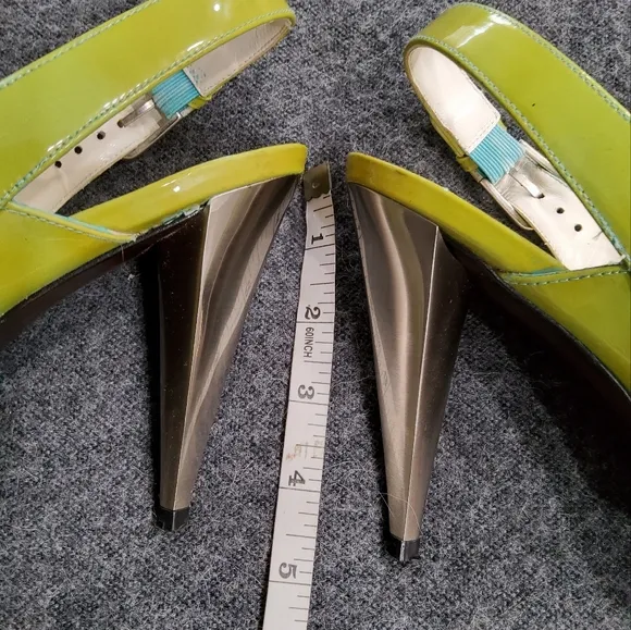 Stuart Weitzman Vintage Slingback Heels Size 11
